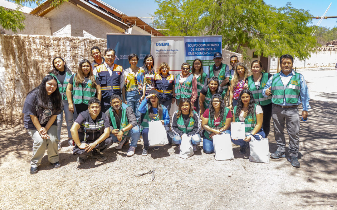 Preparados ante emergencias: capacitan a vecinos de Sierra Gorda y Baquedano