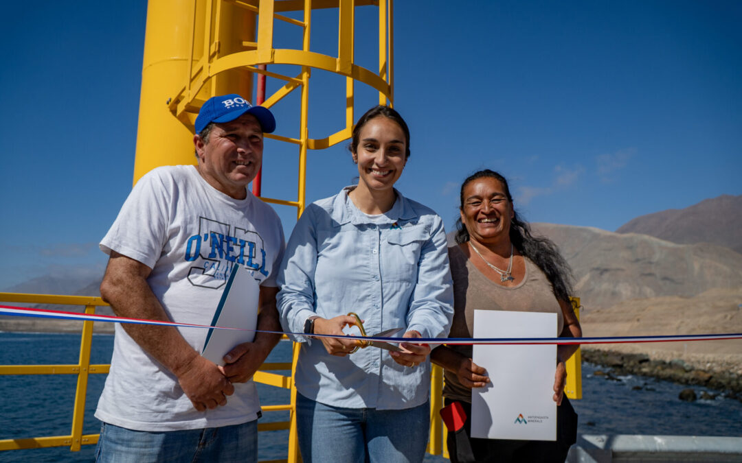 Centinela entrega nueva grúa a pescadores de Michilla