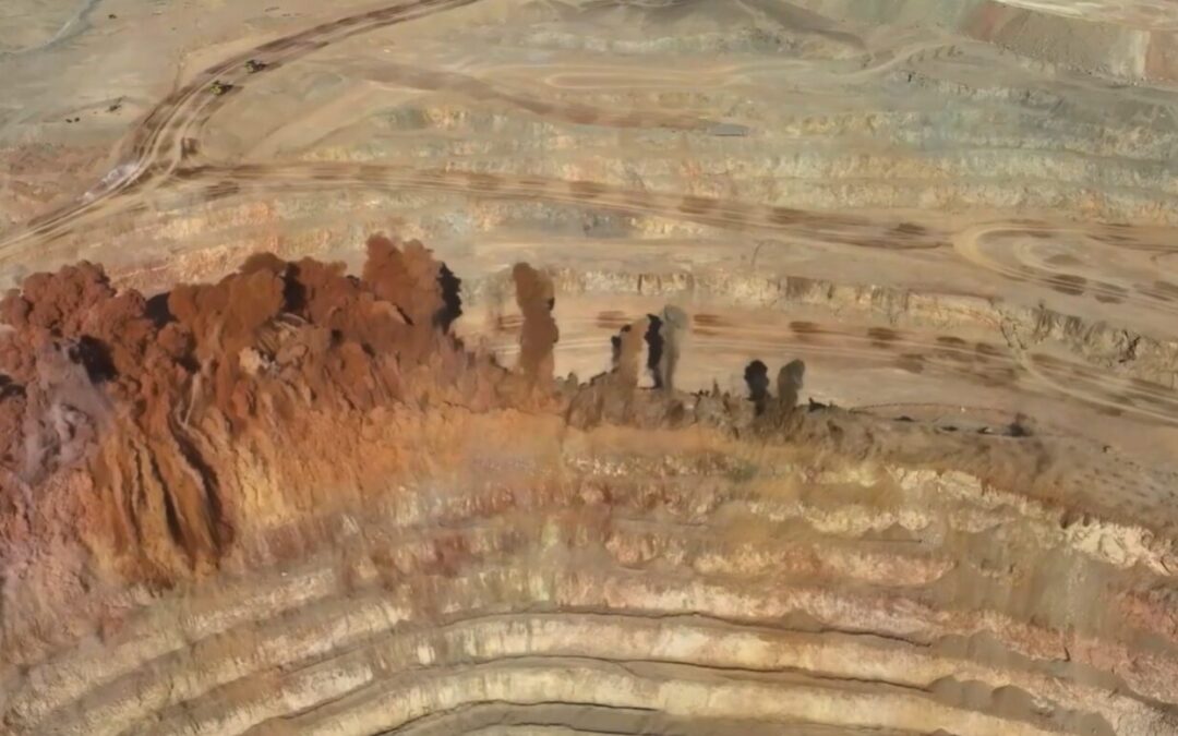 ¡Hito en Esperanza Sur! Dos millones de toneladas de cordillera tronadas en un solo día