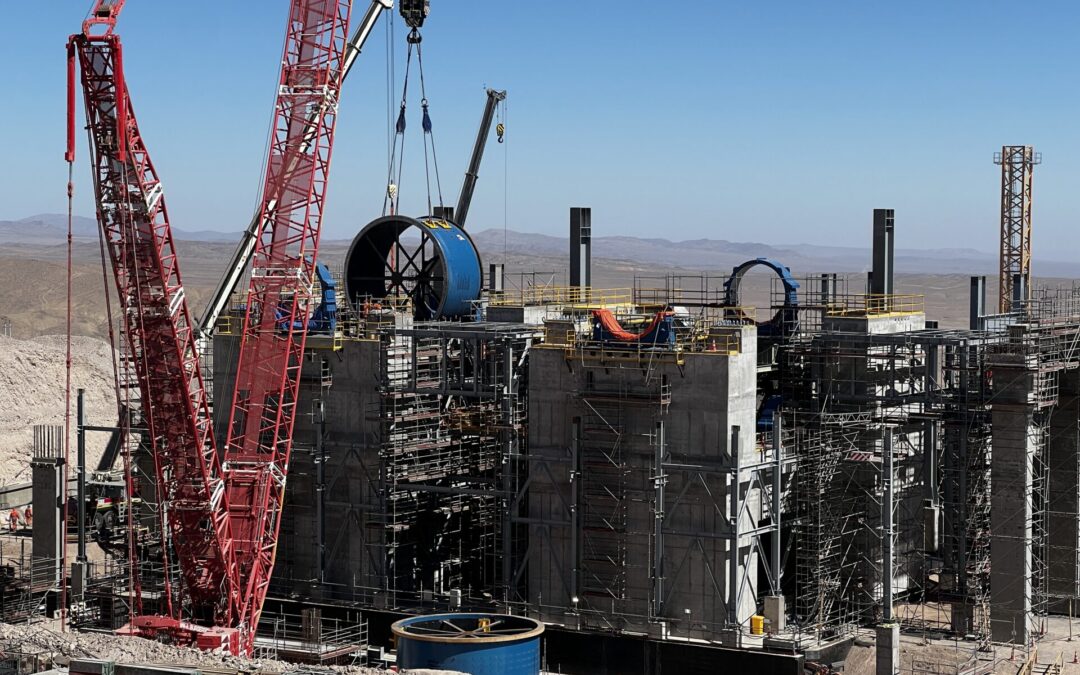 Comenzó el montaje del shell en el molino de bolas N°2 