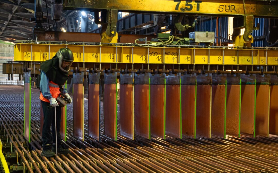 Con monitoreo en línea controlan la neblina ácida en nave Electrowinning