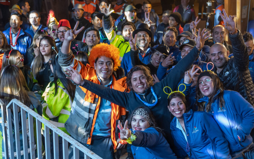 Centinela celebró 11 años con alegría, comedia y música en vivo