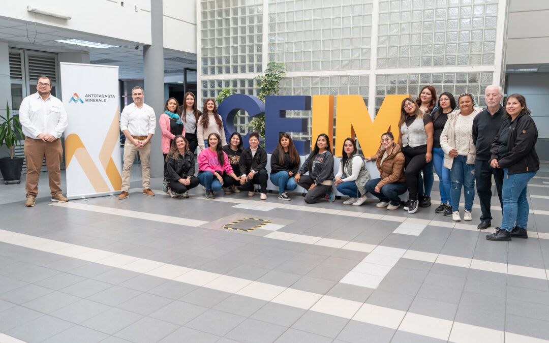 Impulsa nuevos programas de formación femenina junto a CEIM