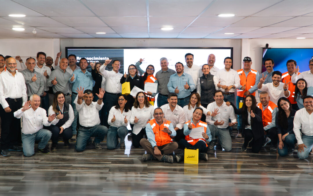Ejecutivos de Antofagasta Minerals destacan a trabajadores por su aporte a la operación