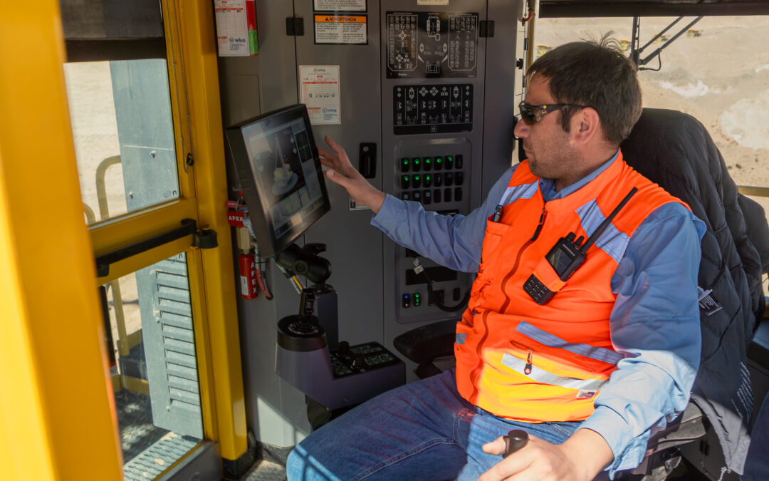 DES incorpora la primera perforadora autónoma con sistema de cambio de tricono automático en Chile